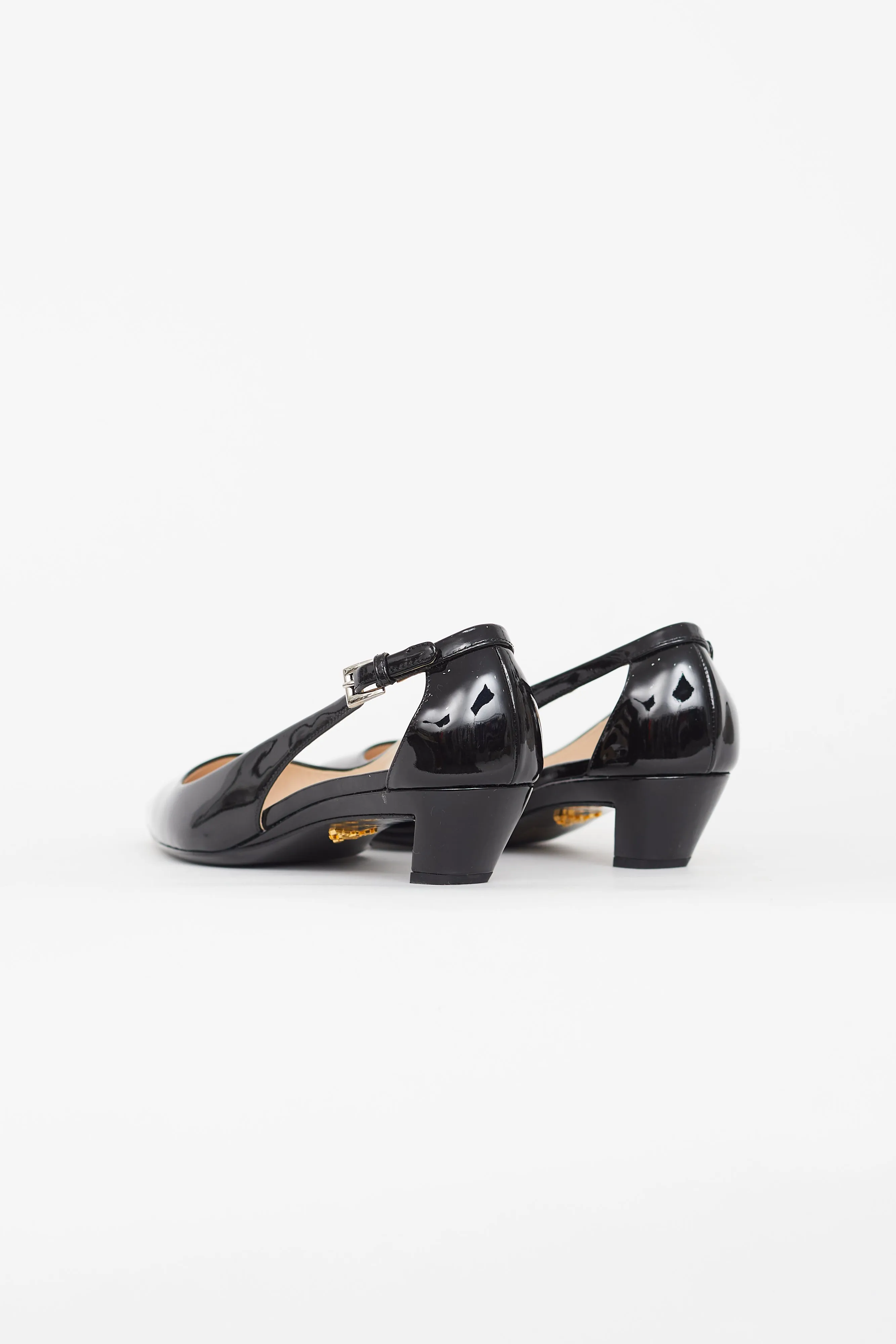 Black Patent Pointed Toe Heel
