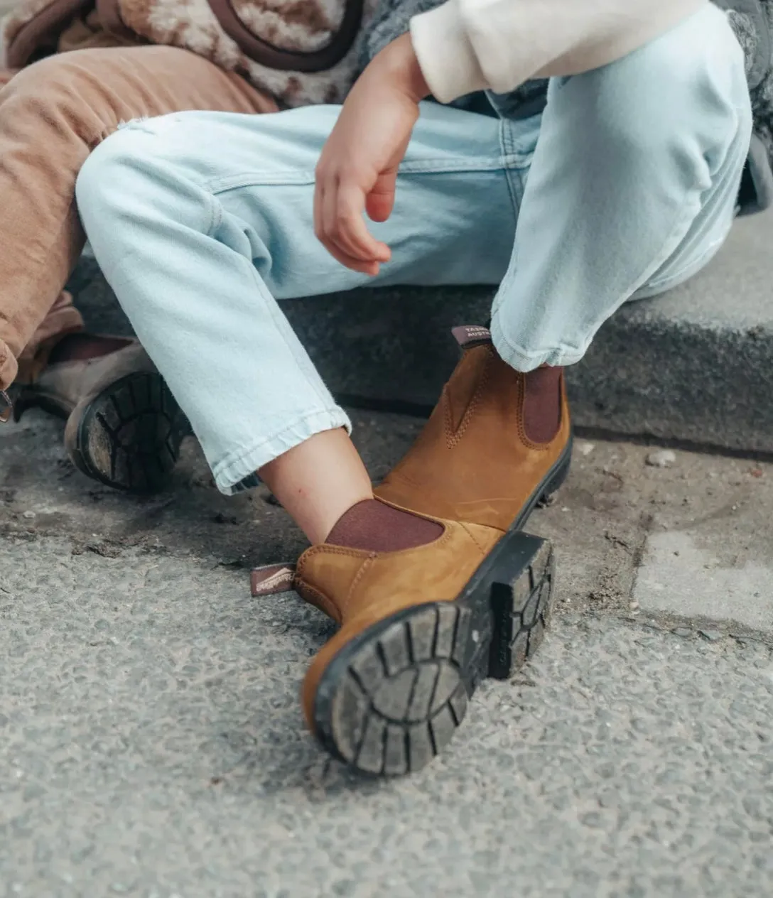 Blundstone / Boots / Saddle Brown / #1563