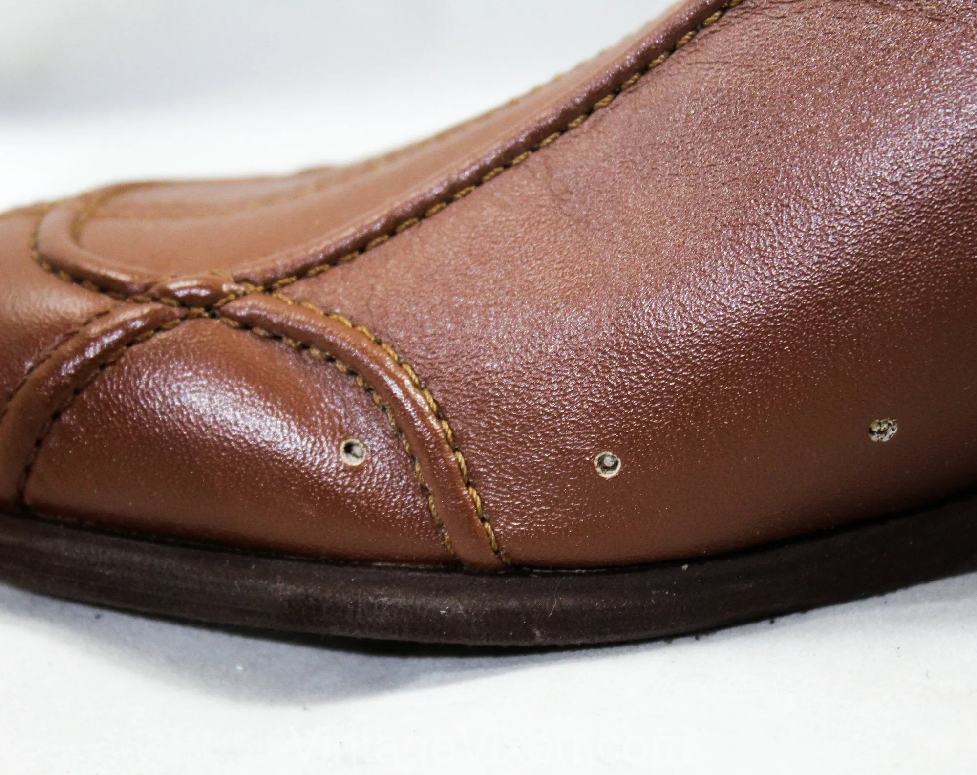 Size 7.5 Sneaker - Unworn Nice Quality 70s Brown Leather Sneakers - Deadstock 1970s Fall Shoes - Retro Asymmetric Lace Up - 7 1/2 to 8