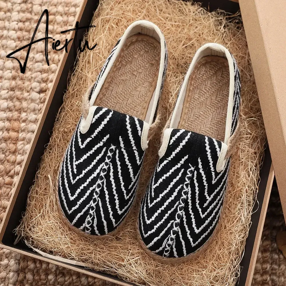 Veowalk Wave Embroidery Women Handmade Linen Cotton Flat Slip On Loafers Summer Spring Comfortable Vegan Casual Sneakers Shoes