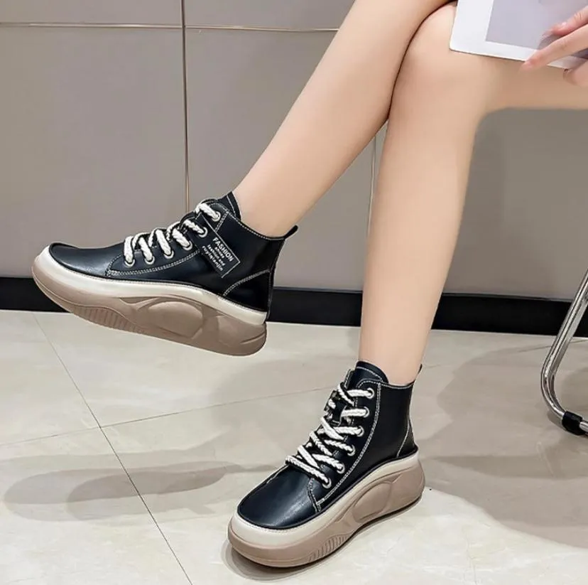 Women's Leather Lace Up Thick Flat Bottom Ankle Boots 29879